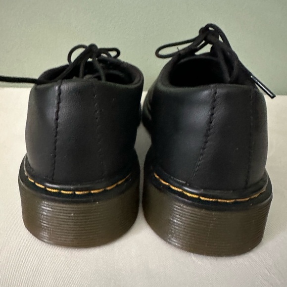 Dr. Martens AirWair Softy T Lace up Shoes. - Picture 5 of 9